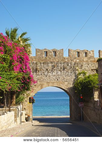 Arco Mediterraneo