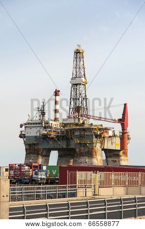 Gas and oil rig platform in the port of Tenerife. Spain