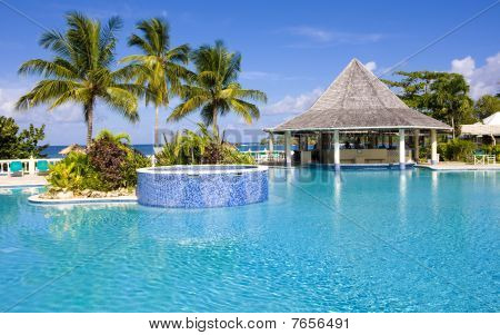 Hotellets swimmingpool Tobago