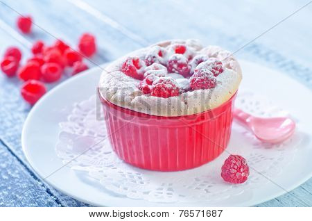 fresh soufflé with raspberries