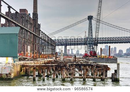 Manhattan Skyline From Williamsburg, Brooklyn