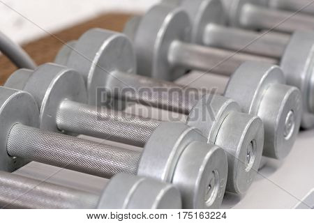 Row of the dumbbells