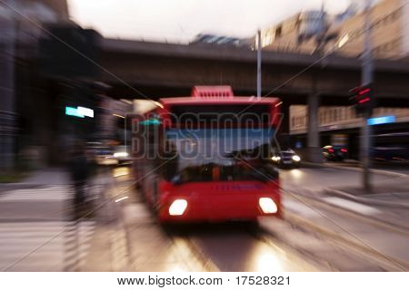 Geschwindigkeit-Auszug aus einem Bus auf den Straßen von Oslo.