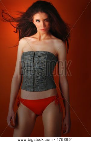 Červené bikiny dna