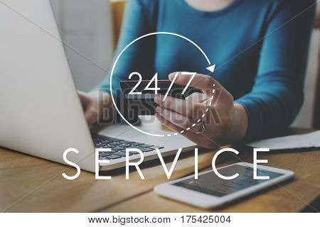 Customer Service 24 hours 7 Days Support Graphic