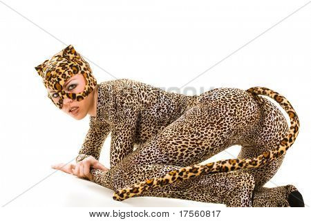 Leopardess 라텍스 복장에서 뜨거운 아름 다운 모델