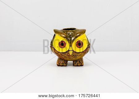 brown/green ceramic Owl candle holder bric-a-brac curio