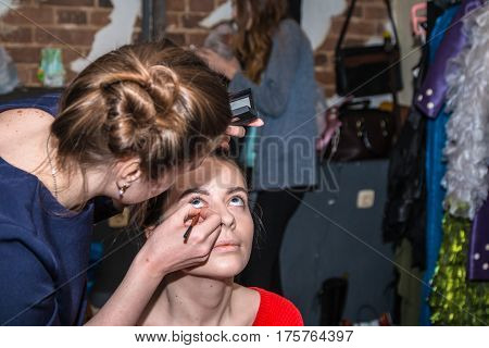 Backstage And Make-up Before Fashion Performance Art Chaos In Night Club Black Rose In Kirov City In