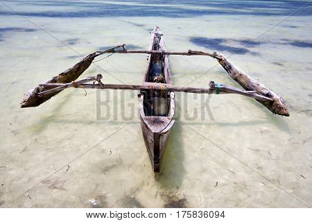 In The  Blue Lagoon Relax   Zanzibar   Coastline