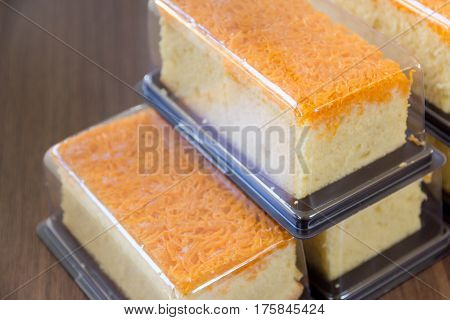 Foi Tong Cake