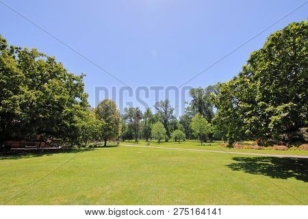 Fitzroy Park Garden Cityscape In Melbourne Australia
