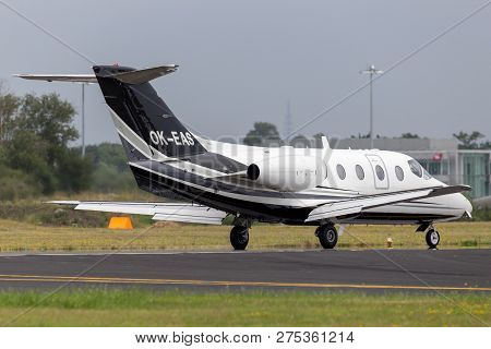 Farnborough, Uk - July 19, 2014: Raytheon Beechjet 400a Ok-eas.