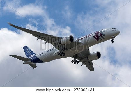 Farnborough, Uk - July 16, 2014: Airbus A350-941 Commercial Aircraft With A Hybrid Airbus/qatar Airw