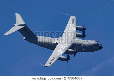 Farnborough, Uk - July 19, 2014: Airbus Defence And Space A400m Military Cargo Aircraft F-wwms.