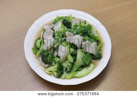 Stir Fried Broccoli, Peas With Crispy Pork With Oyster Sauce, Fried Vegetable Broccoli For Food Menu