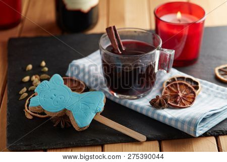 Swedish Glogg, the mulled wine, and pepparkaka, the gingerbread, in form of pig, the symbol of Chinese or Lunar New Year