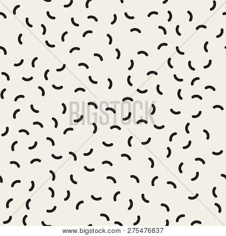 Memphis Seamless Pattern. Retro Fashion 80-90s. Trendy Repetitive Backgrounds