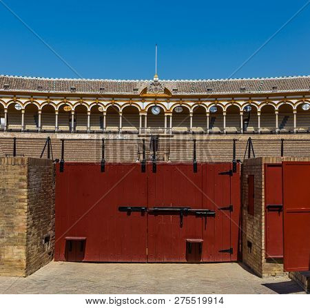 Gateway To The Bullring Arena Real Maestranza De Cavalry (plaza De Toros De La Real Maestranza De Ca