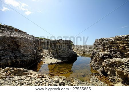 A Rocky Area By The Sea Istanbul, Turkey