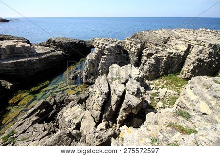 A Rocky Area By The Sea Istanbul, Turkey