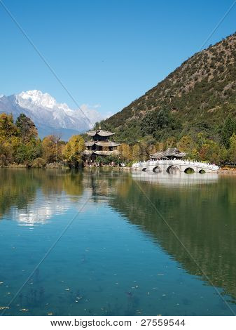 schwarz Dragon See am Lijiang, china