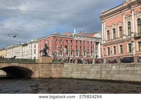 St. Petersburg, Russia - August 11, 2018: View Of The Anichkov Bridge In St. Petersburg From The Ple