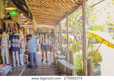 Chonburi/thailand - June 17 2017:unacquainted Thai People Walking In Pattaya Floating Market.chonbur