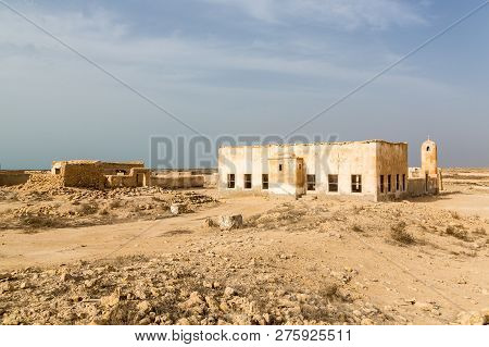 Ruined Ancient Old Arab Pearling And Fishing Town Al Jumail, Qatar. The Desert At Coast Of Persian G