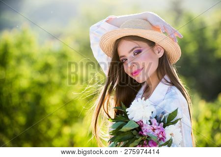 Natural Beauty And Spa Therapy. Spring Woman. Springtime And Vacation. Woman With Fashion Makeup. Su