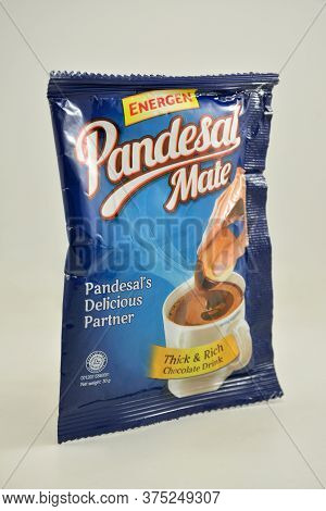 Manila, Ph - June 26 - Energen Pandesal Mate Thick And Rich Chocolate Drink On June 26, 2020 In Mani
