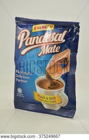 Manila, Ph - June 26 - Energen Pandesal Mate Thick And Rich Chocolate Drink On June 26, 2020 In Mani