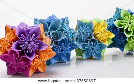 Origami blomster
