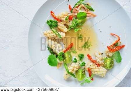 Stir Fried Squid With Chilli And Brocolli