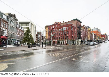 Bangor, Me - Usa - January 10, 2016: Tview Of The Main Street. Example Of Art Deco Architecture.in B