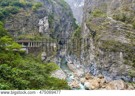 Swallow Grotto Yanzikou Trail With Narrow Turquoise Liwu River Gorge Underneath And High Mountain Cl