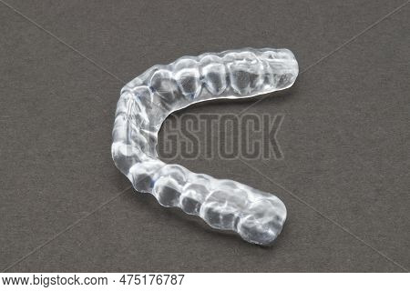 Bite Plate To Protect Teeth At Night From Grinding. Mobile Orthodontic Appliance.