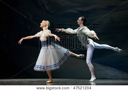 Moscou - 29 déc: Belle paire en ballet de magie-fantaisie de Noël casse-noisette à Barvikha Luxury 