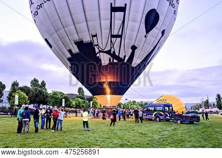 Igualada, Barcelona, July 07 De 2022. 26th European Balloons Festival. Concentration Of Hot Air Ball