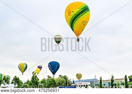 Igualada, Barcelona, July 07 De 2022. 26th European Balloons Festival. Concentration Of Hot Air Ball