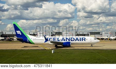 London, Uk, April 7th, 2023. An Icelandair Airline Aircraft At The Runway Of London Gatwick Airport 