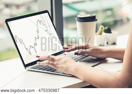 Stock Market Data Chart Analysis By Ingenious Computer Software . Investment Application Display Sto