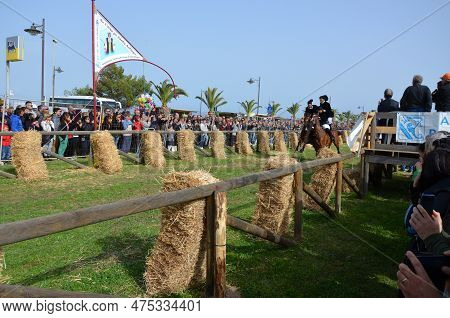 Sant'antioco, Sardinia 04.15.2018: Pariglie In Onor Of Antioco Saint