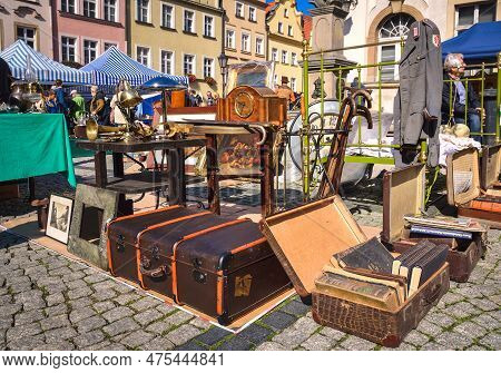 Jelenia Gora, Poland - September 27, 2014: One Of The Largest Flea Market In Poland. Antiques Fair H
