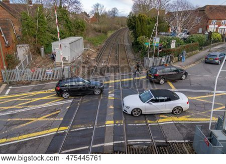 Farnham, England - January 19, 2021: Crossing In Farnham Town, England. Vehicles And People Can Cros