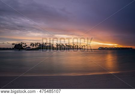 Beautiful Colorful Sunrise At Tropical Island On Maldives In Indian Ocean. Crossroads Maldives, Saii