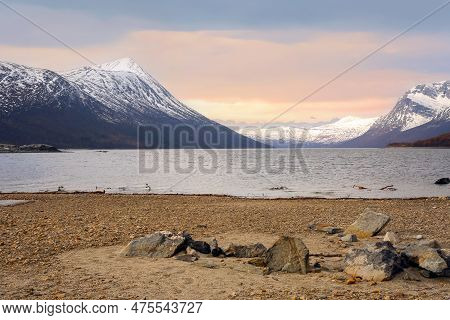 Lake Gjevillvatnet, Norway