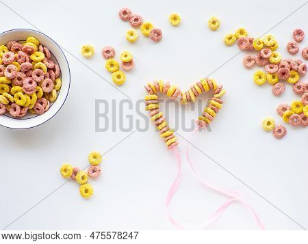 Edible Diy Bracelet Or Necklace For Mothers Day. Diy For Kids. Bracelet Made With Froot Ring Shaped 
