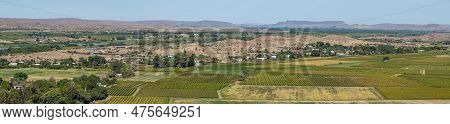 View From Tierberg To The West. Vineyards And The Flooded Orange River Are Visible