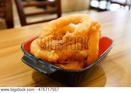 Onion Ring , Fried Onion Or Deep Fried Onion For Serve
