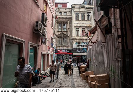 Istanbul, Turkey - May 21, 2022: Selective Blur On Tomruk Street At Rush Hour, Heavily Crowded, Near